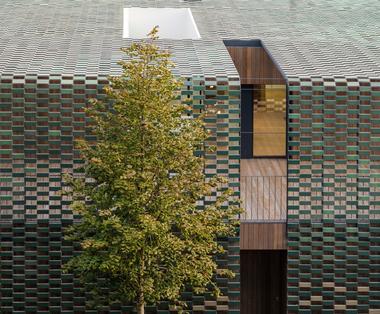 Gallery of TR House / PMMT  - 8