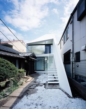 Arrow / APOLLO Architects & Associates