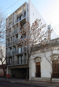 EEUU 4263 Building / BAK Arquitectos