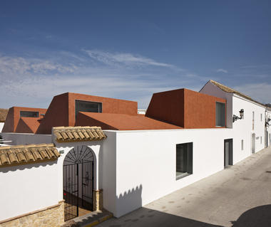 Gallery of 20 Creative Adaptive Reuse Projects   - 9