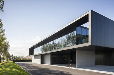 Versluys / Govaert & Vanhoutte Architects