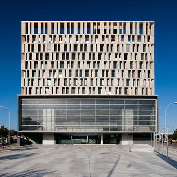 El Ejido Courthouse / Andrés López Fernández