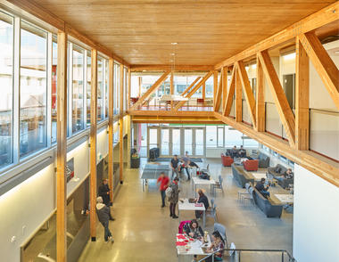 不列颠哥伦比亚大学工程学生中心  / Urban Arts Architecture