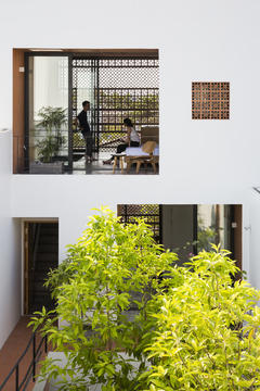 Gallery of Apartment in Binh Thanh / Sanuki Daisuke architects    - 4