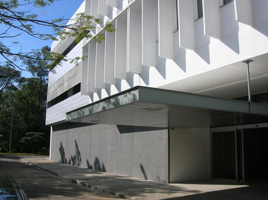 Prédio 31 / Marcos Acayaba Arquitetos + Metrópole Arquitetos