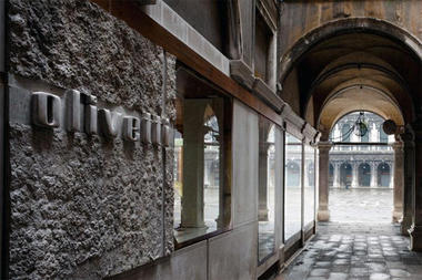 Clássicos da Arquitetura: Olivetti Showroom / Carlo Scarpa
