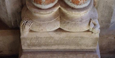 5 Fun Easter Eggs Hidden in Gothic Architecture