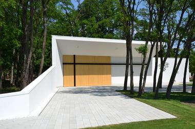 Funeral Home in Dabas / L.Art Architectural Office