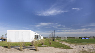 Galería de Club Fútbol- Puertos Escobar  / Torrado Arquitectos  - 10