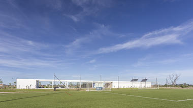 Galería de Club Fútbol- Puertos Escobar  / Torrado Arquitectos  - 11