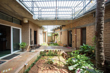 Residence for Charis / Biome Environmental Solutions