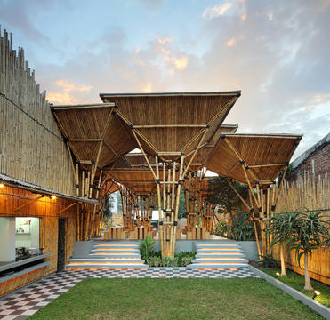 Gallery of Restaurant at Greenville / DSA+s  - 13