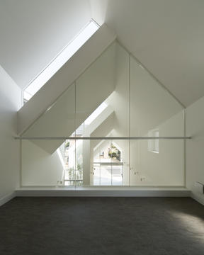 Gallery of Asahicho Clinic / hkl studio  - 24