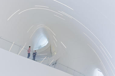 Galeria de Centro Heydar Aliyev / Zaha Hadid Architects   - 2