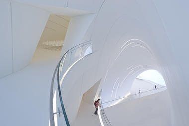 Galeria de Centro Heydar Aliyev / Zaha Hadid Architects   - 9