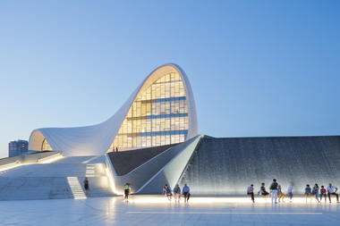 Galeria de Centro Heydar Aliyev / Zaha Hadid Architects   - 14