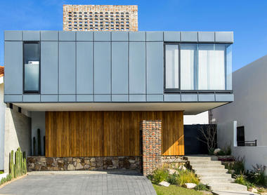 Casa MA  / e| arquitectos