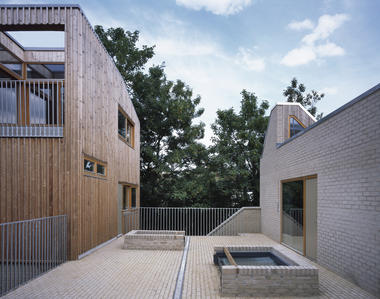 1–6 Copper Lane N16 9NS / Henley Halebrown Rorrison Architects