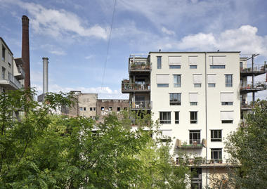 Gallery of Coop Housing at River Spreefeld / Carpaneto Architekten + Fatkoehl Architekten + BARarchitekten  - 4