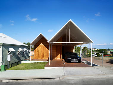 Christian Street House / James Russell Architect