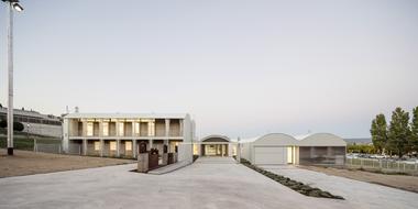 Gallery of Psychopedagogical Medical Center  / Comas-Pont arquitectos  - 6