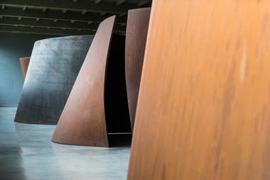 Sobre como as elipses torcidas de Richard Serra me lembraram que sou um corpo