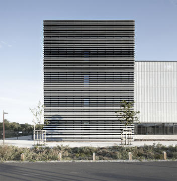 Gallery of Ecotox Centre / Brunet Saunier Architecture  - 5