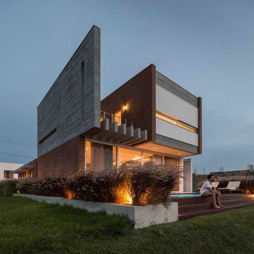 C52 House / Urban Ode
