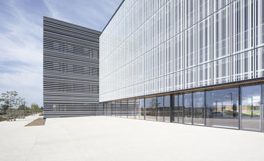 Ecotox 研究中心 / Brunet Saunier Architecture