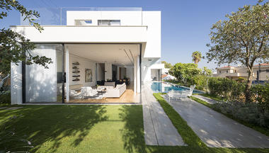 Casa LB / Shachar- Rozenfeld architects