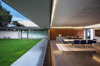 House 02, Hyde Park  / Daffonchio & Associates Architects