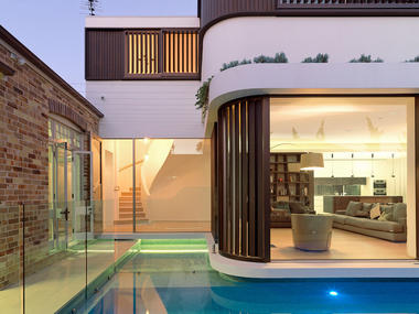 The Pool House / Luigi Rosselli Architects