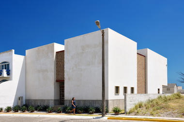 Gallery of Iguana House / Obra Blanca  - 18