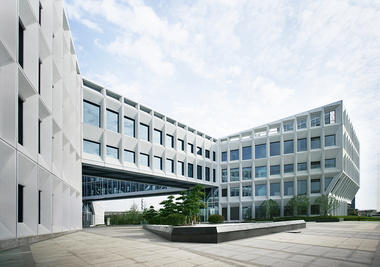 上海宝业中心 / 零壹城市建筑事务所