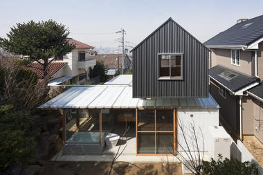 House in Ishikiri / Tato Architects