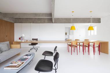Pantone Apartament / AR Arquitetos