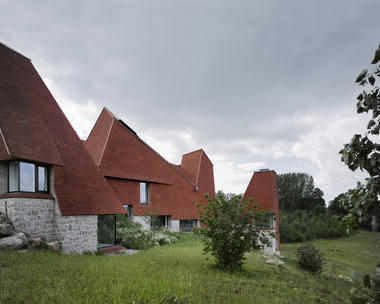 Caring Wood / Macdonald Wright Architects