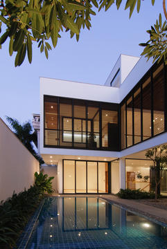Gallery of Eden Villa / xyz architects  - 6