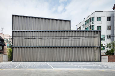 Gallery of Liberty Lounge / Simplex Architecture  - 28