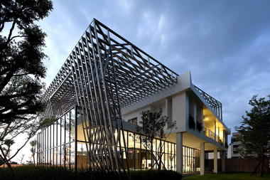 Summit Housing Sales Center / Lab Modus