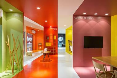 Loja COR  / BLOCO Arquitetos