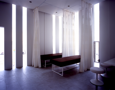 Gallery of T-Clinic / Suppose Design Office  - 6