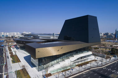 Hyundai Motorstudio Goyang / Delugan Meissl Associated Architects
