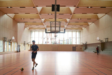 Bon Lait Sports Hall  / Dietrich | Untertrifaller Architekten
