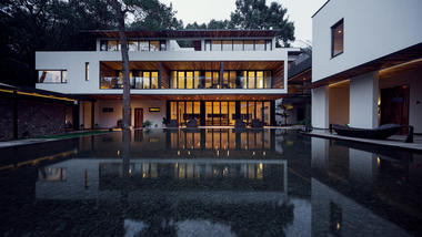 Gallery of Jingshan Boutique Hotel / Continuation Studio  - 1