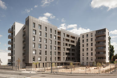 有机延伸，基于人性贴心建筑：Cap Canal 公寓 / Rue Royale Architectes