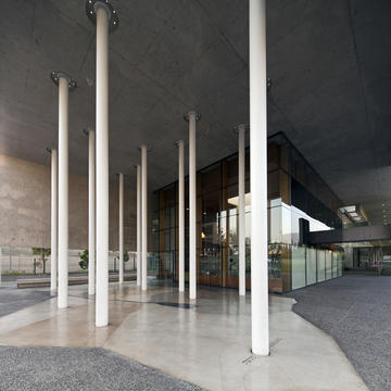 Gallery of Synagogue and Community Center C.I.S. / JBA + Gabriel Bendersky + Richard von Moltke   - 3