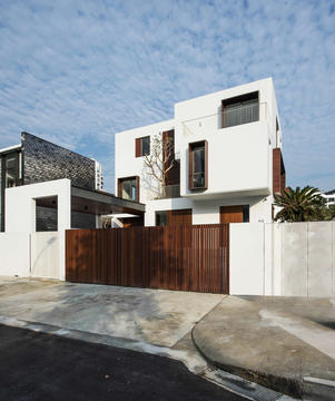 Gallery of Box House / Ming Architects  - 9