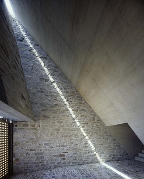 石头的裂痕，是光的独属通道 Building in Brione / Wespi de Meuron Romeo Architects