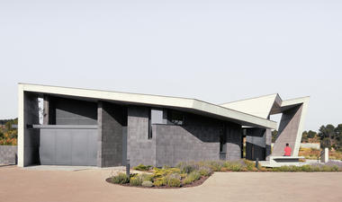 Galería de Crematorio de Igualada / Estudio Carme Pinós  - 5